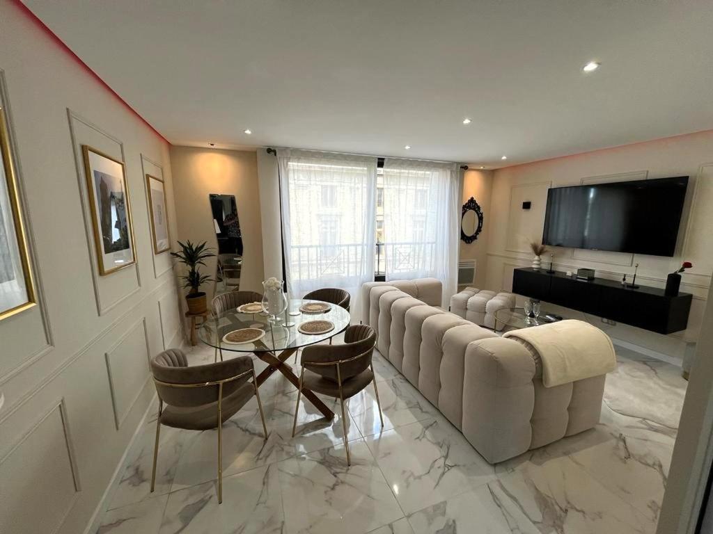 Aux Clefs Des Sacres Chanzy Cathedrale Appartement